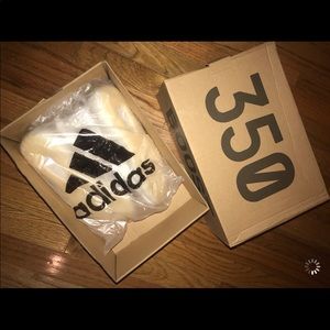 Yeezy Boost 350 Triple White size 6.5
